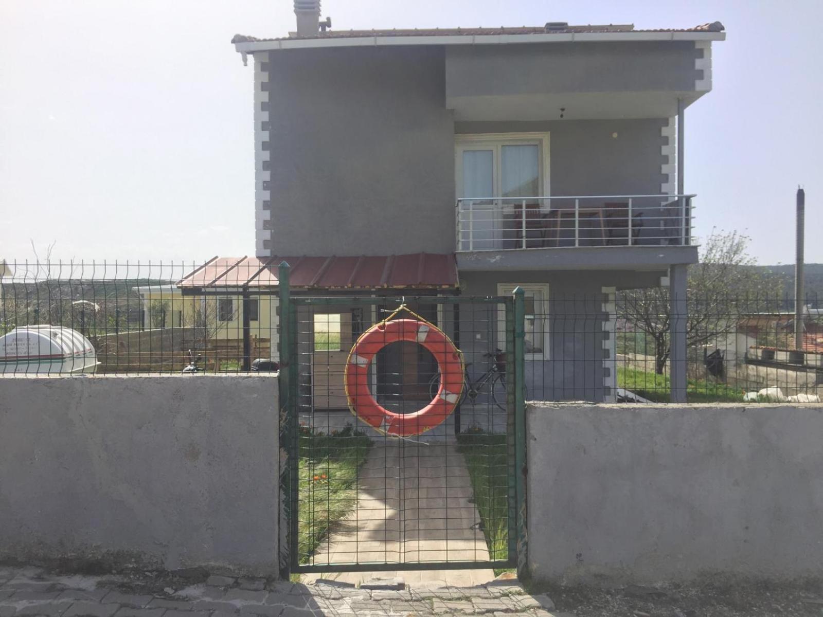 Guezelbahce Yemek Atoelyesi Hotel İzmir Exterior foto